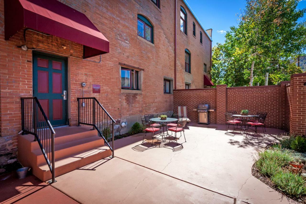 All New Historic Charmer In The Heart Of Durango Apartment Exterior photo